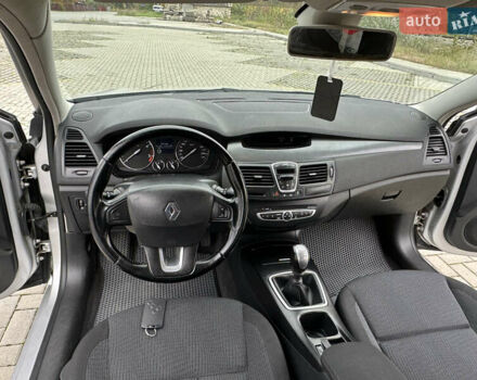 Серый Рено Лагуна, объемом двигателя 1.5 л и пробегом 266 тыс. км за 6100 $, фото 14 на Automoto.ua