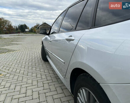 Серый Рено Лагуна, объемом двигателя 1.5 л и пробегом 266 тыс. км за 6100 $, фото 8 на Automoto.ua