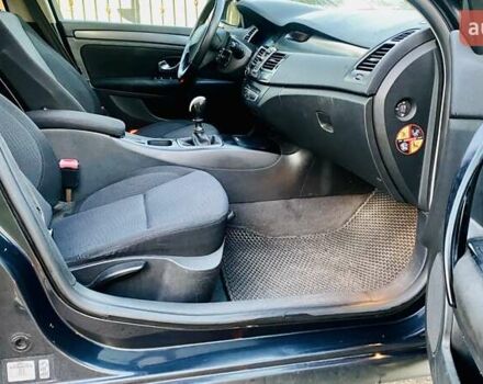Серый Рено Лагуна, объемом двигателя 1.5 л и пробегом 280 тыс. км за 5499 $, фото 17 на Automoto.ua