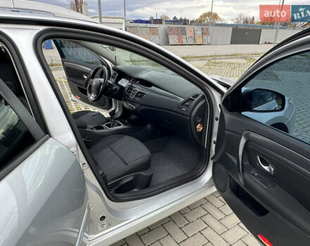 Серый Рено Лагуна, объемом двигателя 1.5 л и пробегом 266 тыс. км за 6100 $, фото 13 на Automoto.ua