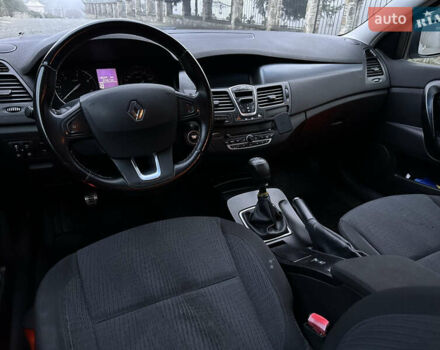 Серый Рено Лагуна, объемом двигателя 1.46 л и пробегом 435 тыс. км за 5399 $, фото 9 на Automoto.ua