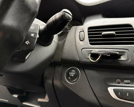 Сірий Рено Лагуна, об'ємом двигуна 1.5 л та пробігом 400 тис. км за 4850 $, фото 27 на Automoto.ua