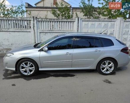 Серый Рено Лагуна, объемом двигателя 2 л и пробегом 250 тыс. км за 7600 $, фото 3 на Automoto.ua