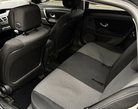 Сірий Рено Лагуна, об'ємом двигуна 1.5 л та пробігом 400 тис. км за 4850 $, фото 31 на Automoto.ua