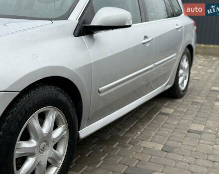 Серый Рено Лагуна, объемом двигателя 2 л и пробегом 280 тыс. км за 4700 $, фото 5 на Automoto.ua