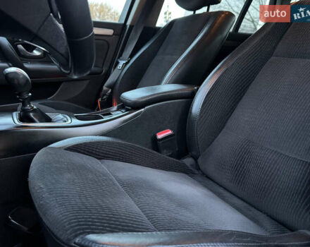 Серый Рено Лагуна, объемом двигателя 2 л и пробегом 199 тыс. км за 5499 $, фото 69 на Automoto.ua