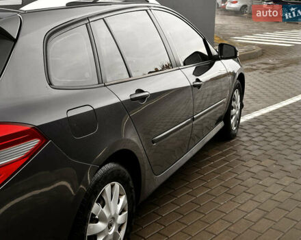 Сірий Рено Лагуна, об'ємом двигуна 1.5 л та пробігом 400 тис. км за 4850 $, фото 5 на Automoto.ua