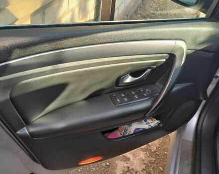 Рено Лагуна 2009 в Запорожье на Automoto.ua Серый Рено Лагуна, объемом двигателя 2 л и пробегом 323 тыс. км за 5200 $, фото 7 на Automoto.ua