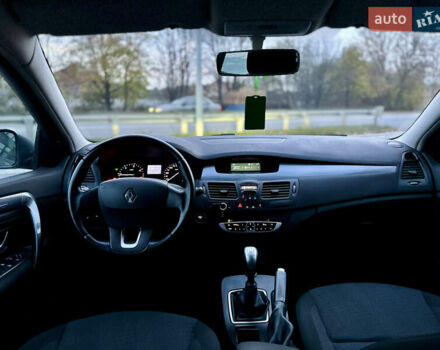 Рено Лагуна 2009 в Виннице на Automoto.ua Серый Рено Лагуна, объемом двигателя 1.5 л и пробегом 249 тыс. км за 6249 $, фото 39 на Automoto.ua