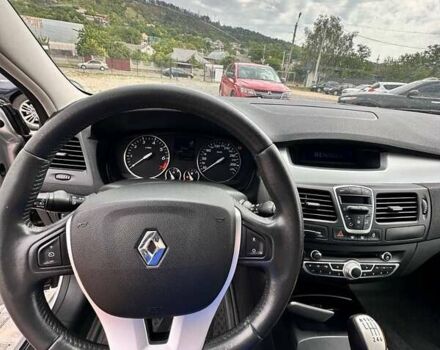 Сірий Рено Лагуна, об'ємом двигуна 2 л та пробігом 195 тис. км за 5499 $, фото 1 на Automoto.ua