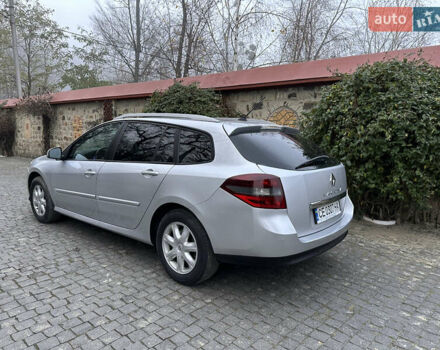 Серый Рено Лагуна, объемом двигателя 1.46 л и пробегом 435 тыс. км за 5399 $, фото 2 на Automoto.ua