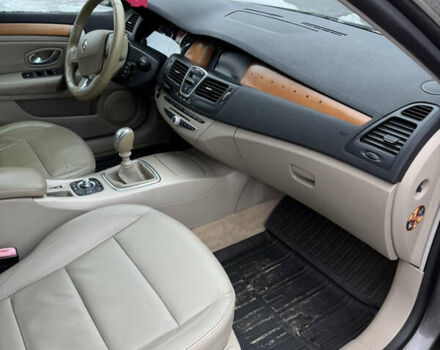 Серый Рено Лагуна, объемом двигателя 2 л и пробегом 314 тыс. км за 5999 $, фото 4 на Automoto.ua