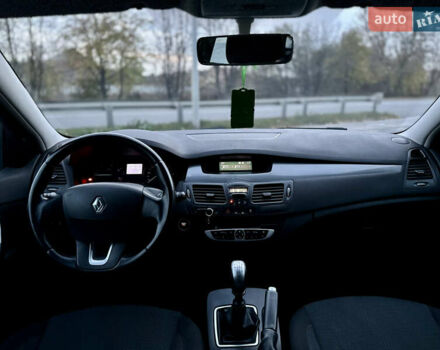 Рено Лагуна 2009 в Виннице на Automoto.ua Серый Рено Лагуна, объемом двигателя 1.5 л и пробегом 249 тыс. км за 6249 $, фото 38 на Automoto.ua