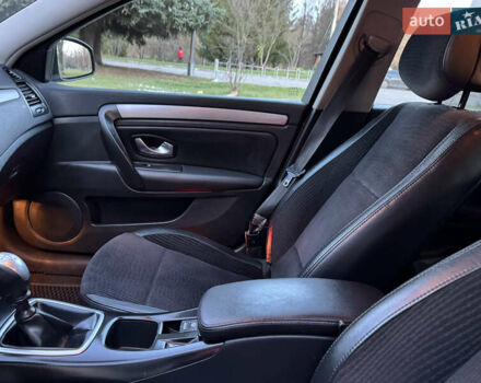 Серый Рено Лагуна, объемом двигателя 2 л и пробегом 199 тыс. км за 5499 $, фото 73 на Automoto.ua