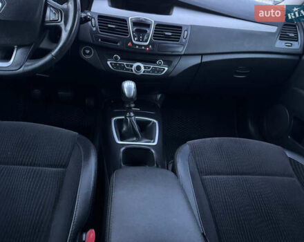 Серый Рено Лагуна, объемом двигателя 2 л и пробегом 199 тыс. км за 5499 $, фото 81 на Automoto.ua