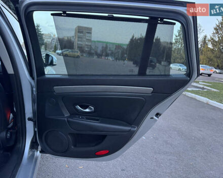 Серый Рено Лагуна, объемом двигателя 2 л и пробегом 199 тыс. км за 5499 $, фото 48 на Automoto.ua