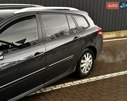 Сірий Рено Лагуна, об'ємом двигуна 1.5 л та пробігом 400 тис. км за 4850 $, фото 14 на Automoto.ua