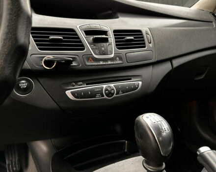 Сірий Рено Лагуна, об'ємом двигуна 1.5 л та пробігом 400 тис. км за 4850 $, фото 26 на Automoto.ua