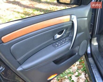 Серый Рено Лагуна, объемом двигателя 3 л и пробегом 380 тыс. км за 6900 $, фото 6 на Automoto.ua