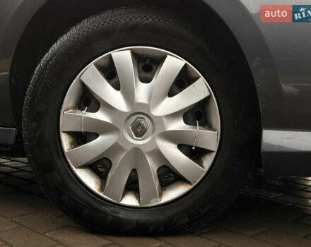 Сірий Рено Лагуна, об'ємом двигуна 1.5 л та пробігом 400 тис. км за 4850 $, фото 18 на Automoto.ua
