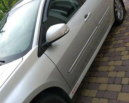 Серый Рено Лагуна, объемом двигателя 1.5 л и пробегом 178 тыс. км за 5500 $, фото 2 на Automoto.ua