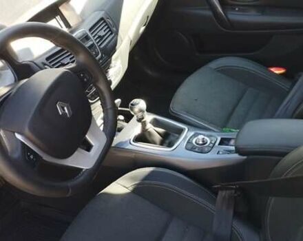 Серый Рено Лагуна, объемом двигателя 1.5 л и пробегом 111 тыс. км за 6500 $, фото 8 на Automoto.ua