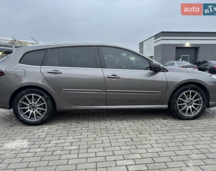 Серый Рено Лагуна, объемом двигателя 2 л и пробегом 258 тыс. км за 8000 $, фото 3 на Automoto.ua