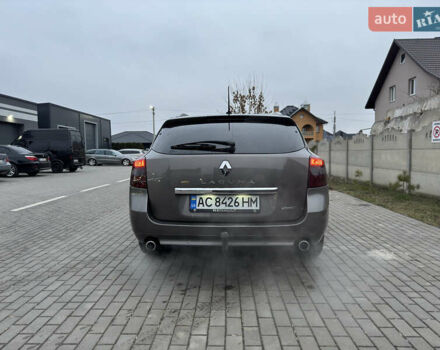 Серый Рено Лагуна, объемом двигателя 2 л и пробегом 258 тыс. км за 8000 $, фото 5 на Automoto.ua