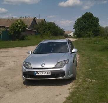 Серый Рено Лагуна, объемом двигателя 1.5 л и пробегом 290 тыс. км за 5650 $, фото 2 на Automoto.ua