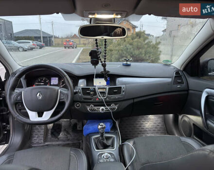 Серый Рено Лагуна, объемом двигателя 2 л и пробегом 258 тыс. км за 8000 $, фото 8 на Automoto.ua