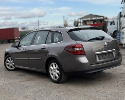 Серый Рено Лагуна, объемом двигателя 2 л и пробегом 244 тыс. км за 3950 $, фото 5 на Automoto.ua