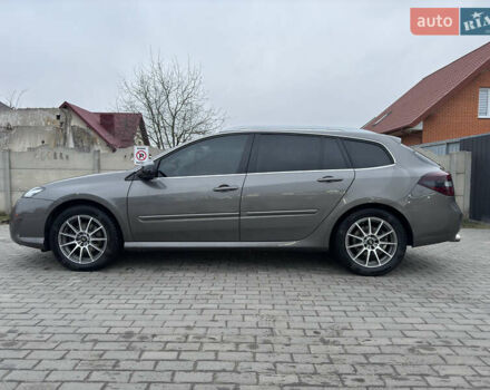 Серый Рено Лагуна, объемом двигателя 2 л и пробегом 258 тыс. км за 8000 $, фото 2 на Automoto.ua