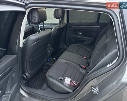 Серый Рено Лагуна, объемом двигателя 2 л и пробегом 258 тыс. км за 8000 $, фото 6 на Automoto.ua