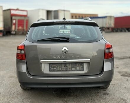 Рено Лагуна 2010 в Павлограде на Automoto.ua Серый Рено Лагуна, объемом двигателя 2 л и пробегом 244 тыс. км за 4150 $, фото 8 на Automoto.ua