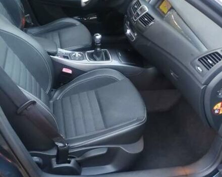 Серый Рено Лагуна, объемом двигателя 2 л и пробегом 305 тыс. км за 7300 $, фото 3 на Automoto.ua