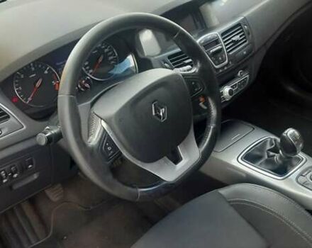 Серый Рено Лагуна, объемом двигателя 1.5 л и пробегом 300 тыс. км за 7150 $, фото 3 на Automoto.ua