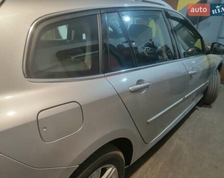 Серый Рено Лагуна, объемом двигателя 1.5 л и пробегом 192 тыс. км за 8600 $, фото 25 на Automoto.ua