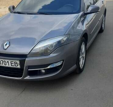 Серый Рено Лагуна, объемом двигателя 1.5 л и пробегом 300 тыс. км за 7150 $, фото 1 на Automoto.ua