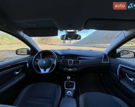 Серый Рено Лагуна, объемом двигателя 1.46 л и пробегом 285 тыс. км за 7000 $, фото 57 на Automoto.ua