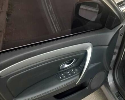 Серый Рено Лагуна, объемом двигателя 1.5 л и пробегом 300 тыс. км за 7150 $, фото 4 на Automoto.ua