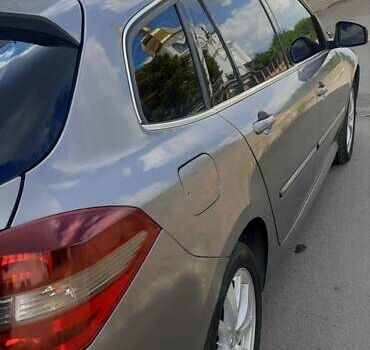 Серый Рено Лагуна, объемом двигателя 1.5 л и пробегом 300 тыс. км за 7150 $, фото 8 на Automoto.ua