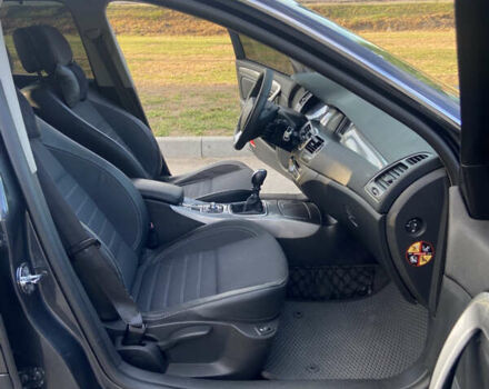 Серый Рено Лагуна, объемом двигателя 1.5 л и пробегом 275 тыс. км за 6150 $, фото 23 на Automoto.ua