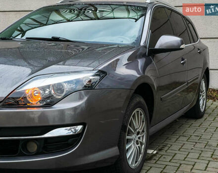 Серый Рено Лагуна, объемом двигателя 1.5 л и пробегом 378 тыс. км за 7100 $, фото 5 на Automoto.ua