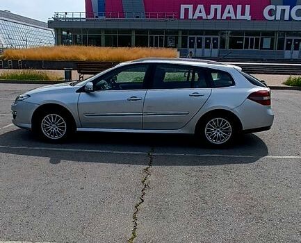 Серый Рено Лагуна, объемом двигателя 1.5 л и пробегом 309 тыс. км за 8500 $, фото 1 на Automoto.ua