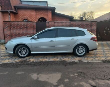 Серый Рено Лагуна, объемом двигателя 1.5 л и пробегом 173 тыс. км за 7500 $, фото 3 на Automoto.ua