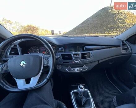 Серый Рено Лагуна, объемом двигателя 1.46 л и пробегом 285 тыс. км за 7000 $, фото 63 на Automoto.ua