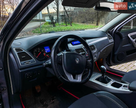 Серый Рено Лагуна, объемом двигателя 1.5 л и пробегом 378 тыс. км за 7100 $, фото 17 на Automoto.ua