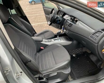 Сірий Рено Лагуна, об'ємом двигуна 2 л та пробігом 335 тис. км за 7600 $, фото 9 на Automoto.ua