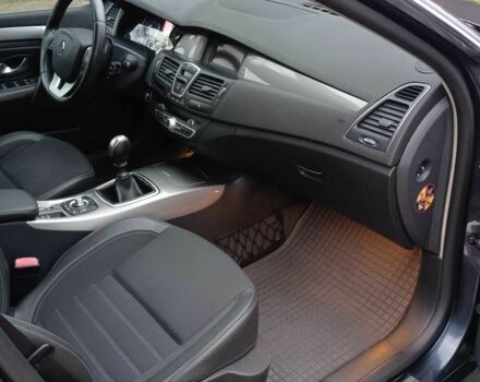 Серый Рено Лагуна, объемом двигателя 1.5 л и пробегом 352 тыс. км за 5800 $, фото 7 на Automoto.ua