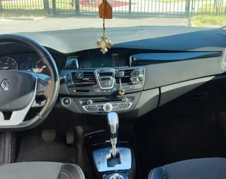 Серый Рено Лагуна, объемом двигателя 2 л и пробегом 300 тыс. км за 7900 $, фото 8 на Automoto.ua